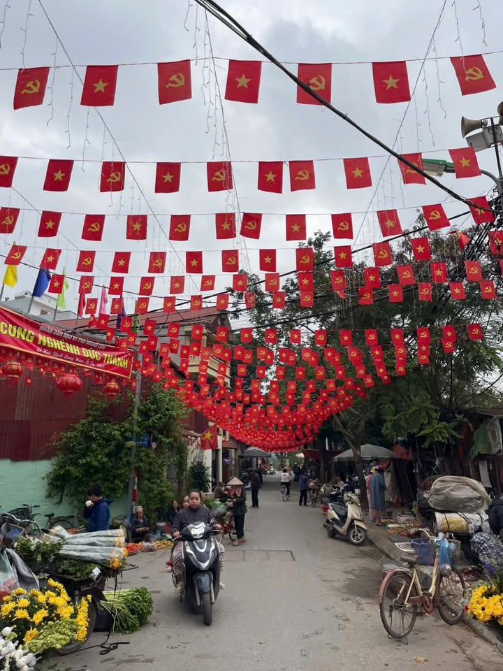 Đất nền Thượng Cát, Bắc Từ Liêm 42m² giá 4.75 tỷ - Vị trí đắc địa, sẵn sàng xây dựng!