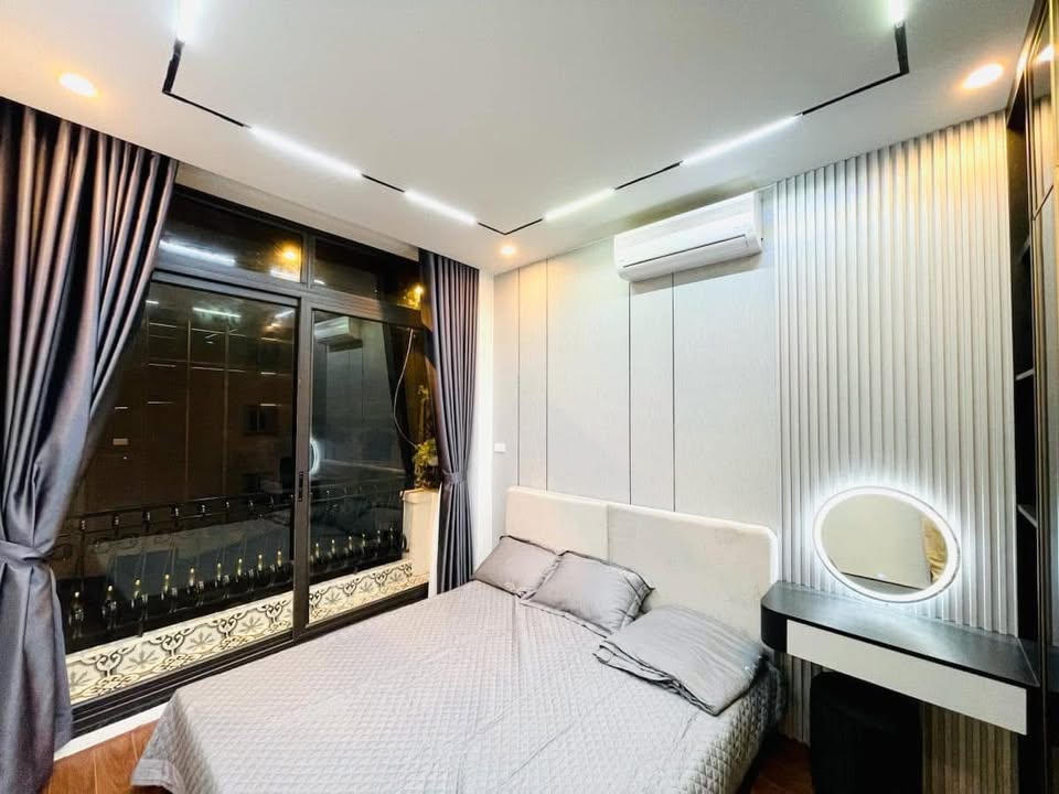 Nhà riêng Minh Khai 38m² giá 7.3 tỷ - Vị trí vàng, giao dịch ngay!