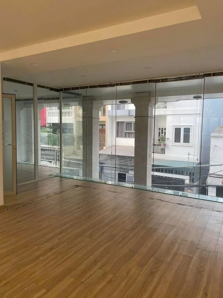 Văn phòng cho thuê tại Thảo Điền 135m² giá 40 triệu - Sẵn sàng vào làm việc!