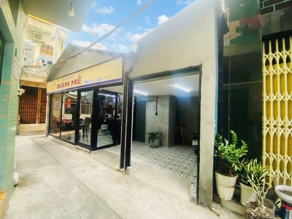 Nhà lô góc 1/ CMT8 Quận 3, 29m² giá 3.9 tỷ - Kinh doanh ngay!