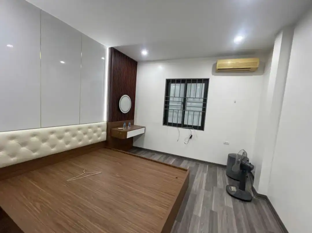 Nhà Chùa Liên Phái 25m², 5 Tầng, 3 Ngủ - Sẵn Sàng Vào Ở Ngay!