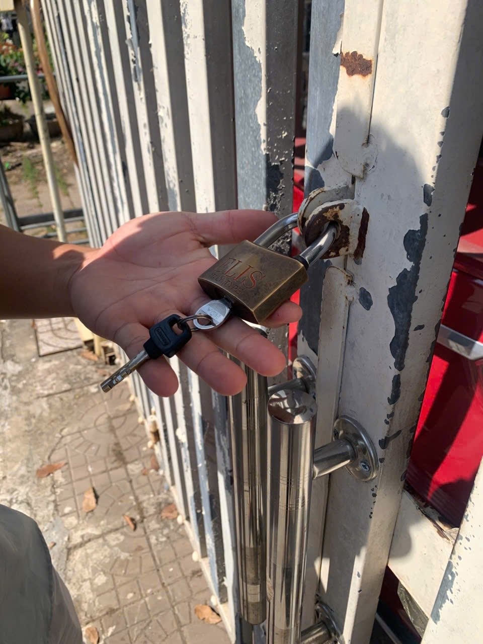 Nhà 1 trệt 1 lầu KDC 586, Phường Hưng Phú, Cần Thơ - Giá chỉ 2.7 tỷ!