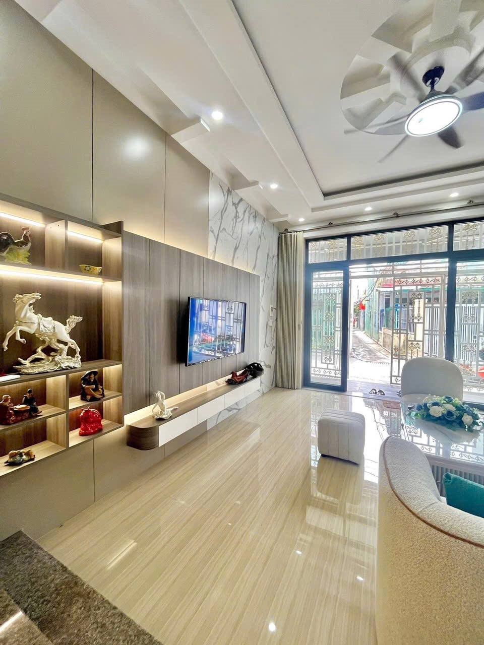 Nhà cho thuê 3 tầng tại Phường Thanh Khê Đông, Đà Nẵng - 65m² chỉ 15 triệu/tháng!