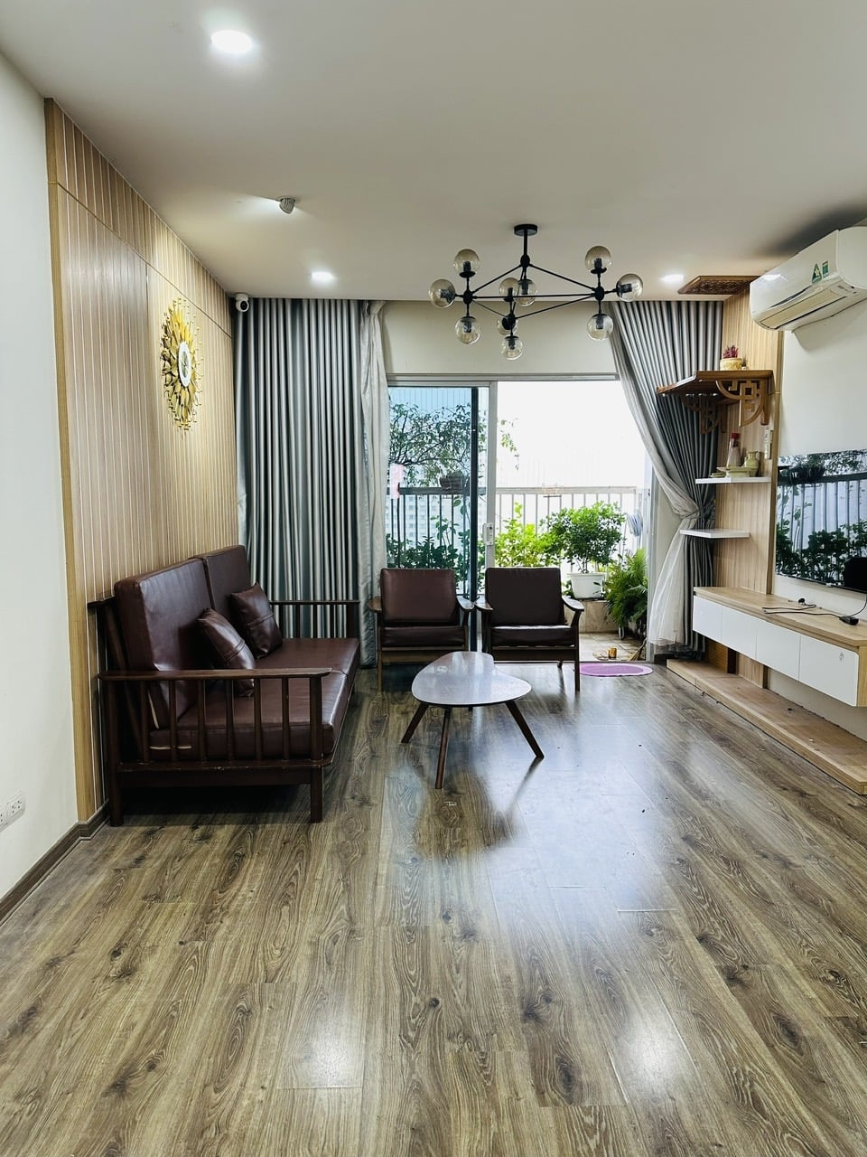 Căn hộ Ecolife Capitol Nam Từ Liêm 104m² giá 9.5 tỷ - Nội thất sang trọng, view thoáng