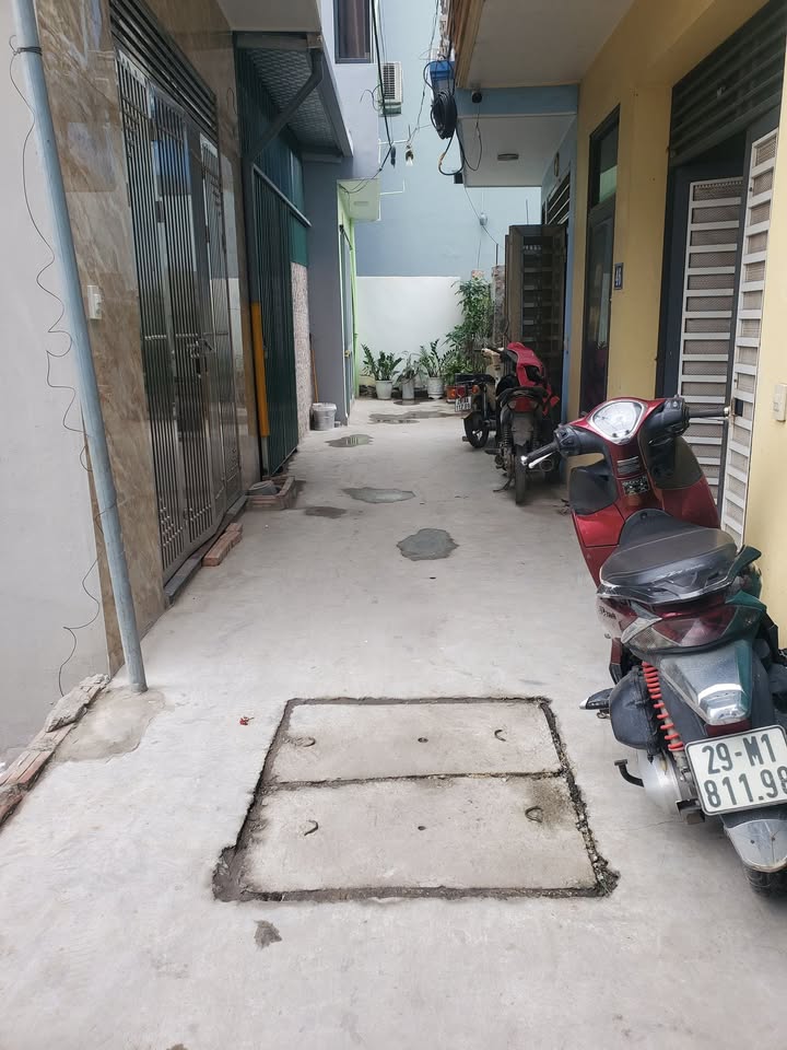 Nhà riêng xã Ngọc Hồi, huyện Thanh Trì, 53m² giá 6.1 tỷ - Sổ đỏ chính chủ, vị trí đắc địa!