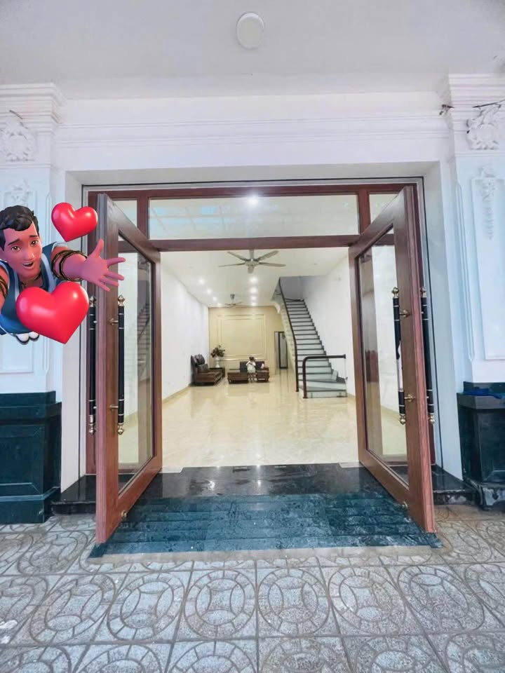 Nhà Mặt Tiền Nguyễn Thị Anh - 90m², 4 Tầng, Kinh Doanh Sầm Uất