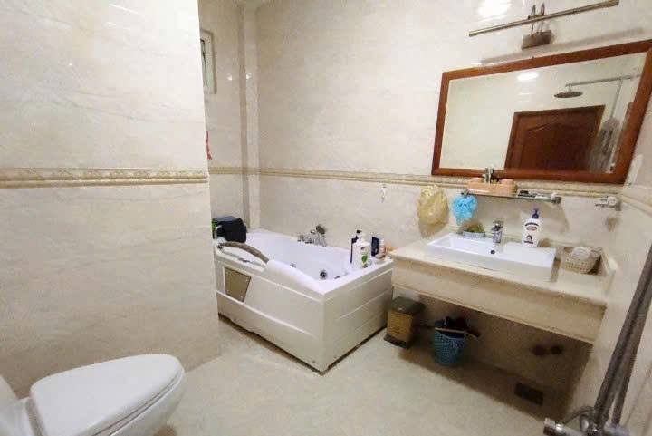 Bán Nhà Mặt Tiền Kinh Doanh Đường Đào Duy Anh, Quận Phú Nhuận - 80m² giá 20 tỷ - Đầu tư sinh lời!