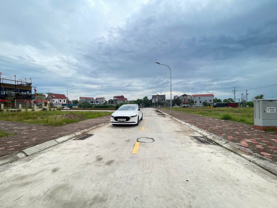 Đất đấu giá Đông Lai, Quang Tiến, 90m² - Đầu tư sinh lời an toàn!