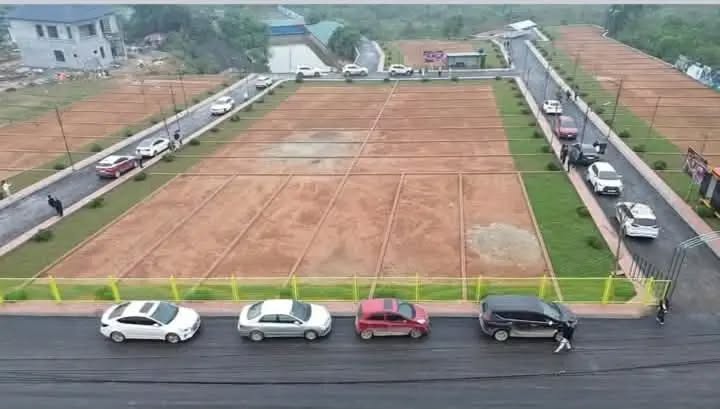 Đất nền 100m² xã Hòa Lạc, giá 3 tỷ - Cơ hội đầu tư hấp dẫn!