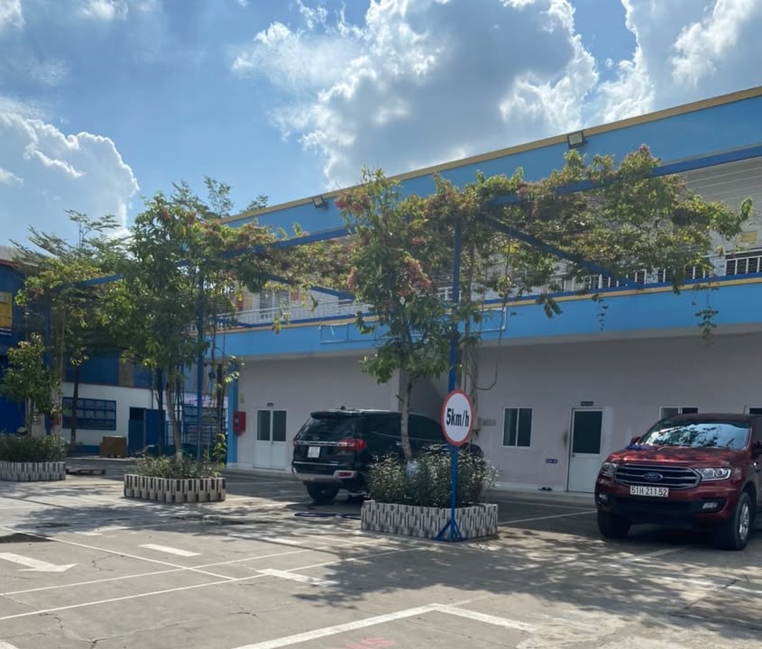 Bán Gấp Kho Xưởng 4.407m² Tân Uyên, Bình Dương - Giá 40 Tỷ