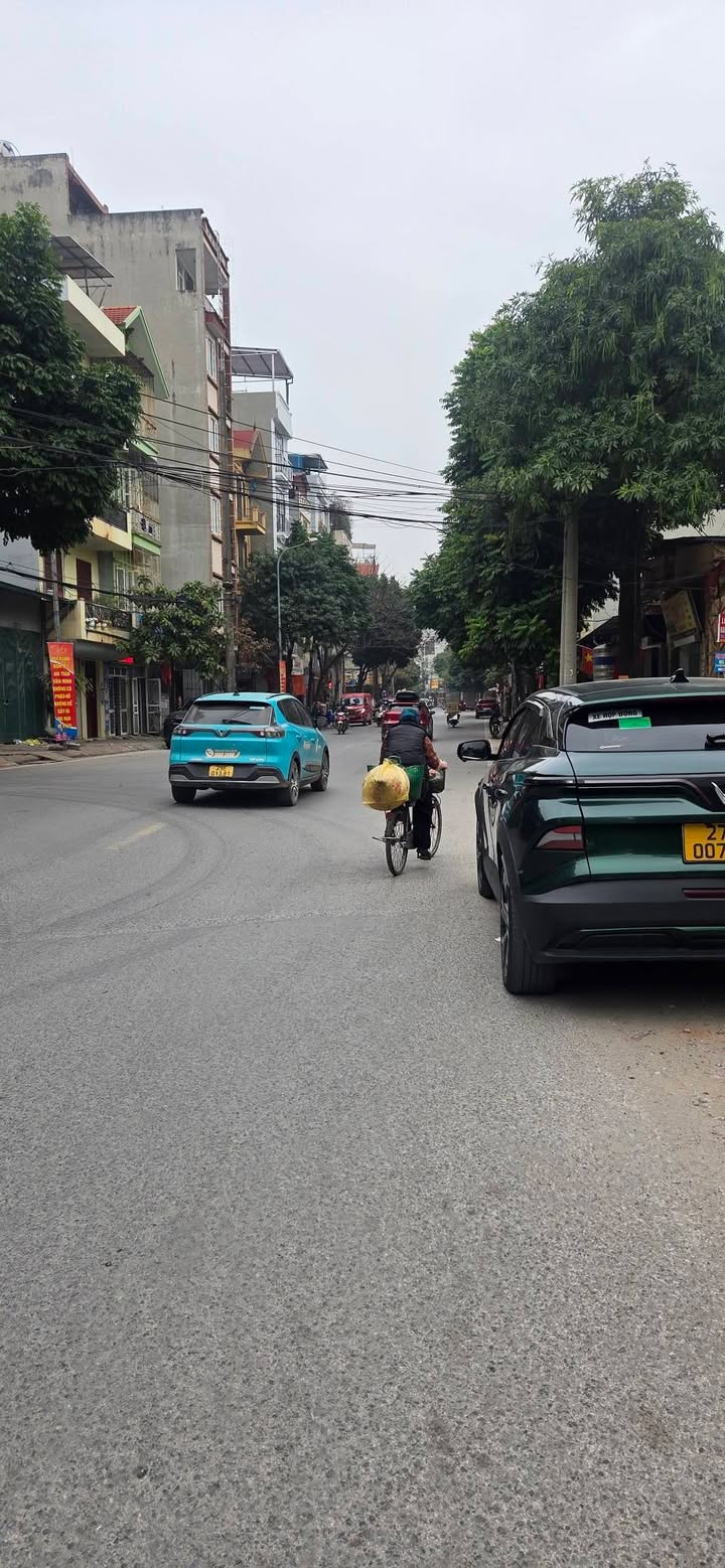 Nhà 5 tầng Đa Sỹ Hà Đông 40m² - Giá đầu tư, sổ đỏ chính chủ!