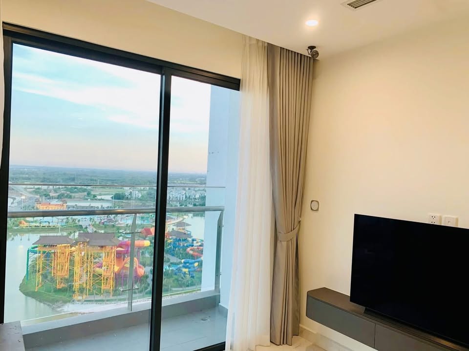 Cho thuê Căn hộ 2PN Vinhomes Grand Park - Full Nội thất, View Công viên