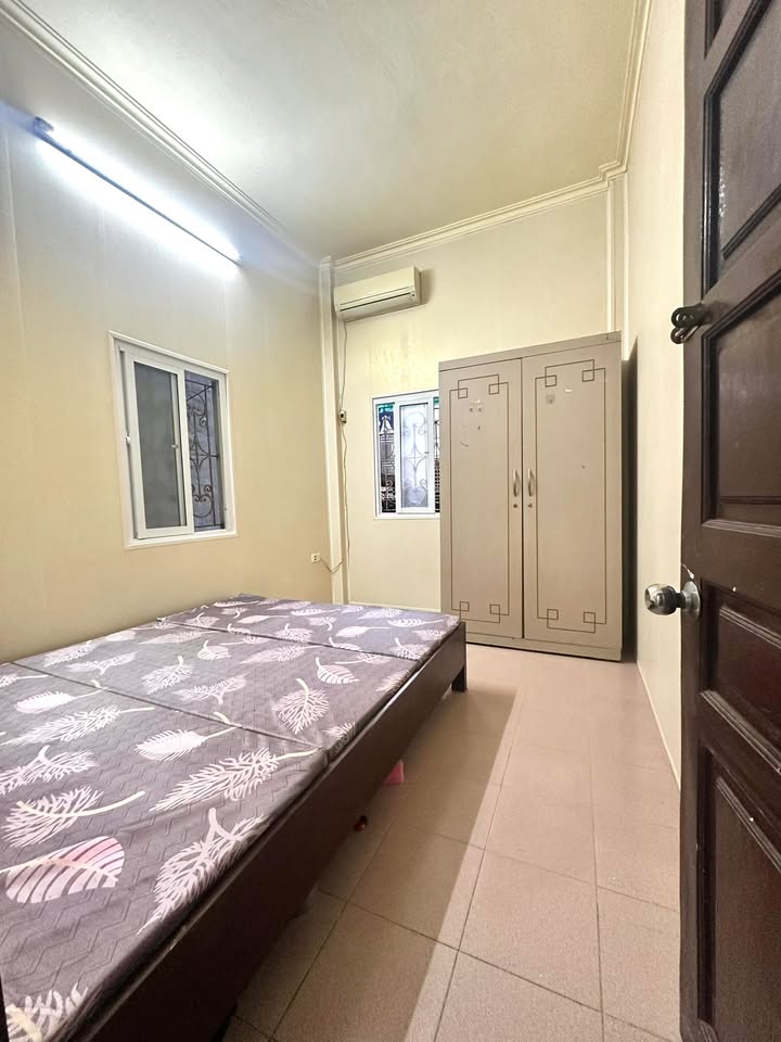 Phòng trọ tại Ngõ 10 Chùa Hà, 20m² chỉ 2.3 triệu - Tiện nghi đầy đủ!