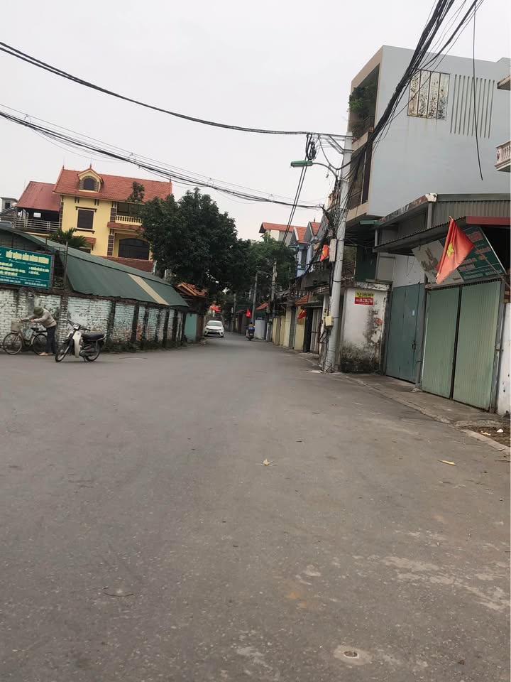 Đất nền góc 3 mặt tiền Xã Việt Thống 148m² giá 11.84 tỷ - Cơ hội đầu tư hấp dẫn!