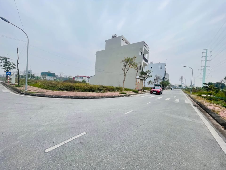 Đất nền kinh doanh mặt tiền 7m - Đường Thảo Nguyên, Cẩm Giàng, Hải Dương