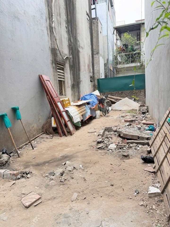 Đất nền Ngọc Thụy 40m² giá 8 tỷ - Vị trí đẹp, ô tô tránh nhau!