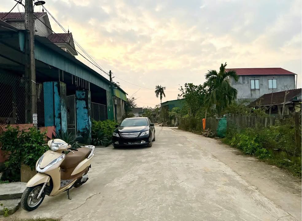 Đất nền góc 2 mặt tiền tại Thôn Văn Bình, 133.5m² giá 1 tỷ - Cơ hội đầu tư tuyệt vời!