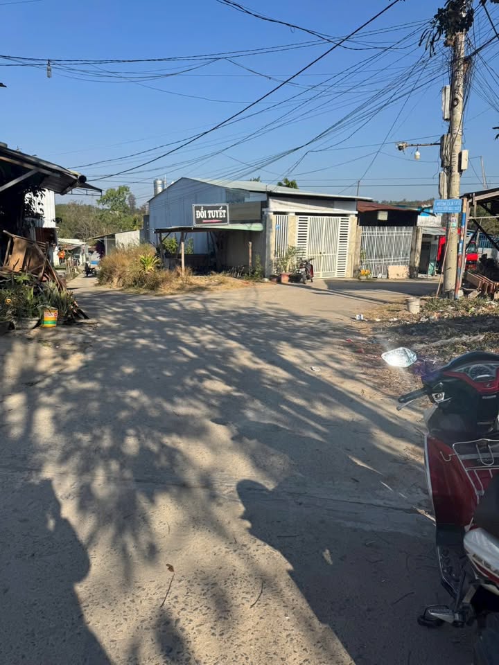 Đất nền hẻm Trần Nhật Duật, Quận 1, 200m² chỉ 200 triệu - Cơ hội đầu tư tuyệt vời!