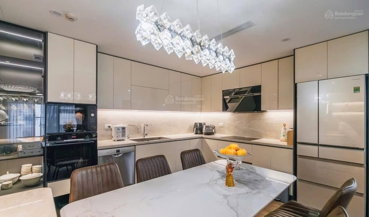 Chung cư The Sun Mễ Trì 81m² - Sổ đỏ full, giá 8.1 tỷ