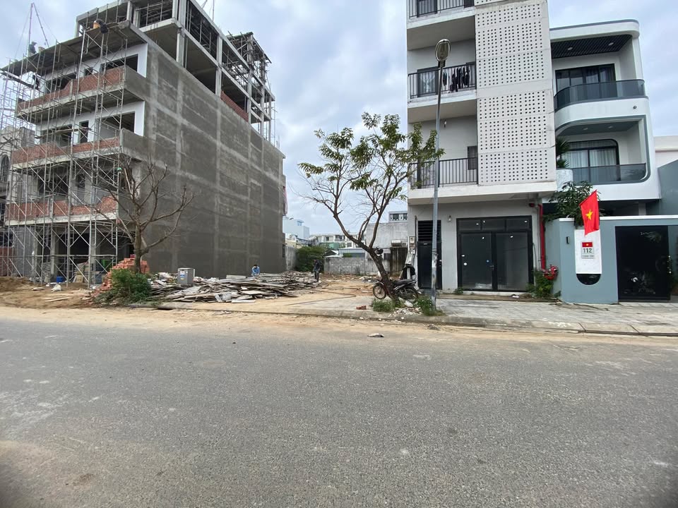 Đất nền đường Thâm Tâm, Đà Nẵng 100m² giá 5 tỷ - Sổ đỏ chính chủ!
