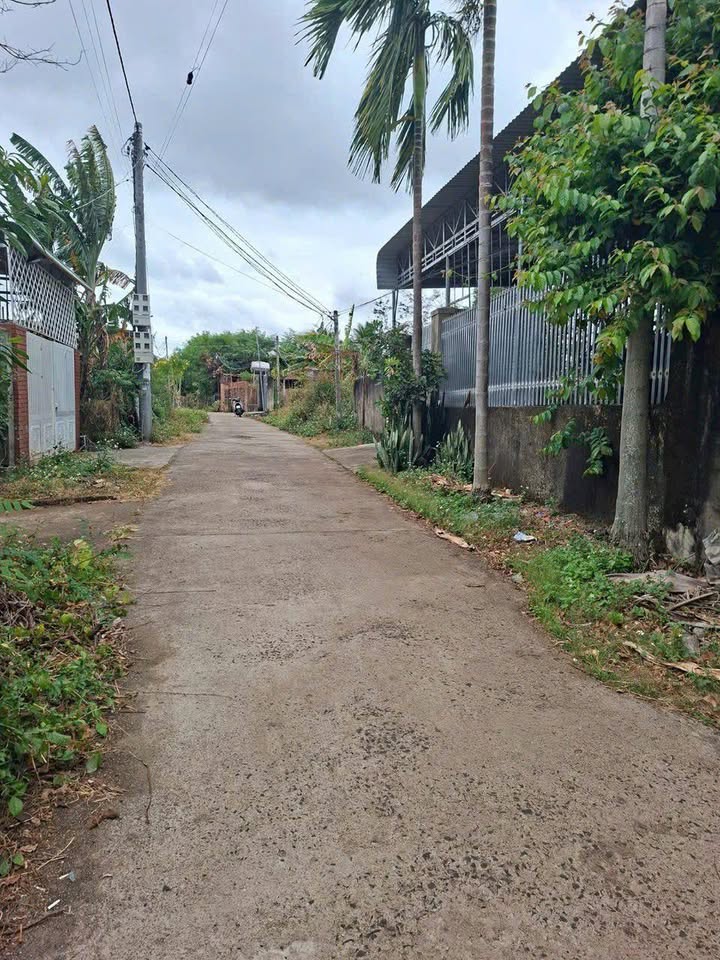 Đất nền Ea Kao Buôn Ma Thuột 180m² chỉ 850 triệu - Sổ đỏ chính chủ!