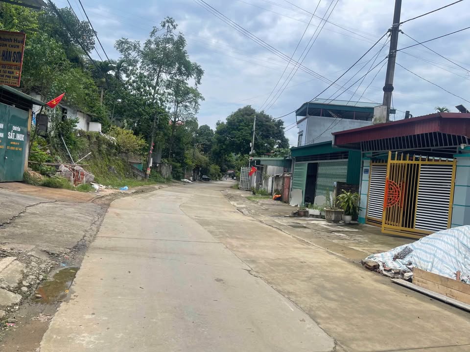 Đất nền phố Trần Văn Nỏ, phường Cam Đường, 100m² giá chỉ 1.1 tỷ - Sổ đỏ chính chủ!