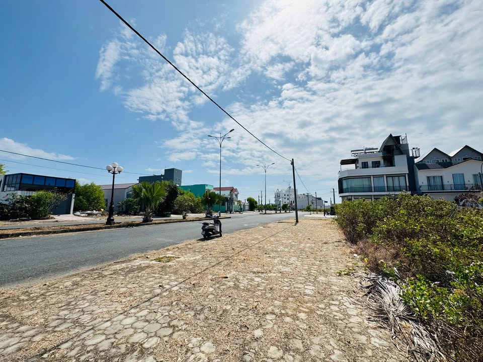 Đất nền Khu đô thị mới Hà Tiên Nam Định 125m² giá 1.25 tỷ - Sổ đỏ chính chủ!