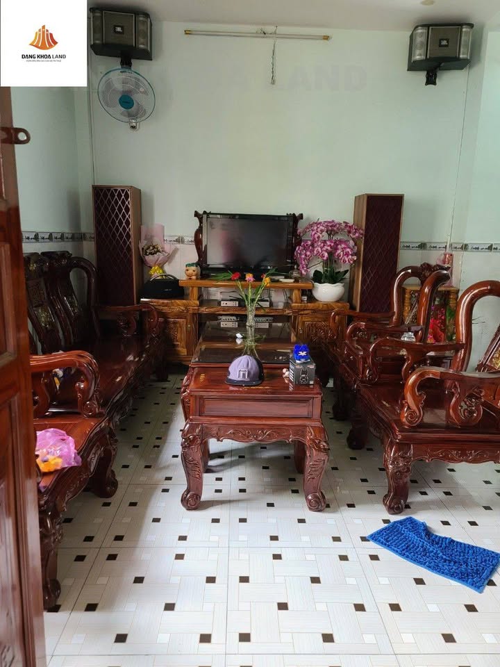 Nhà phố Linh Xuân Thủ Đức 60m² giá 2.6 tỷ - Sổ đỏ chính chủ, sang tên liền!