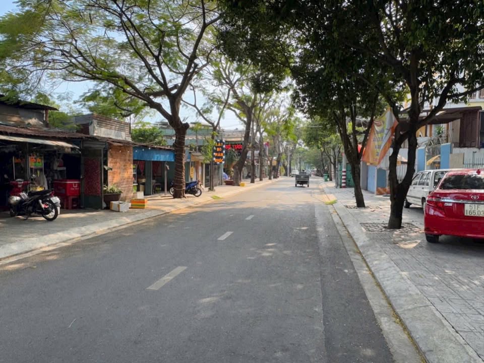 Nhà mặt tiền đường Chu Mạnh Trinh, Bình Thọ, Thủ Đức 144m² giá 22.2 tỷ - Cơ hội đầu tư hiếm có!