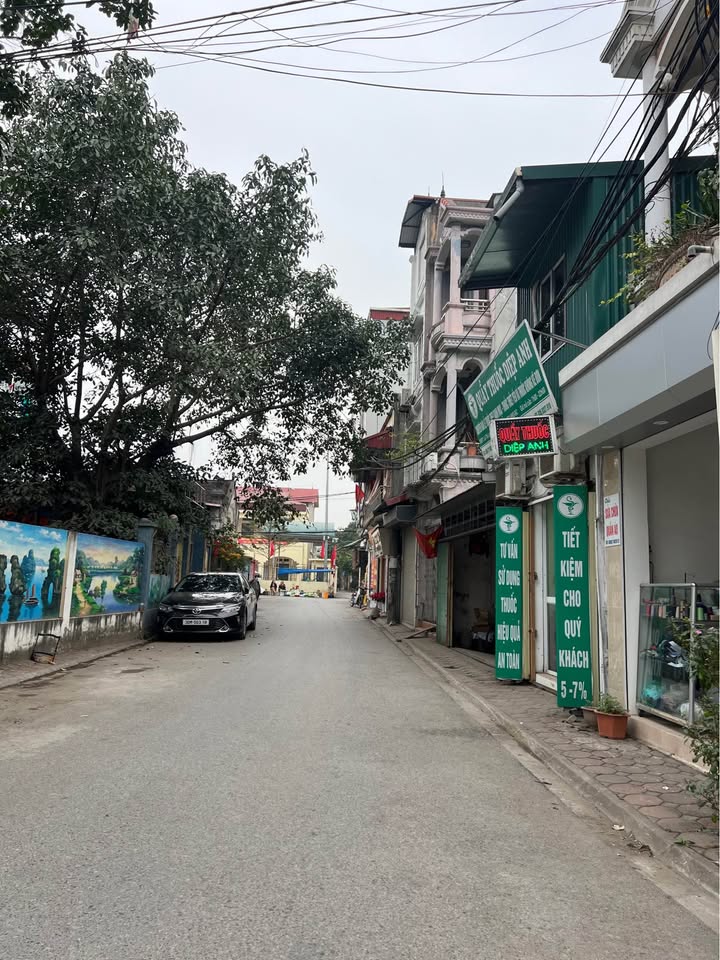 Đất nền 45m² tại ngõ 296 Phan Đăng Lưu, Gia Lâm - Giá chỉ 3.5 tỷ!