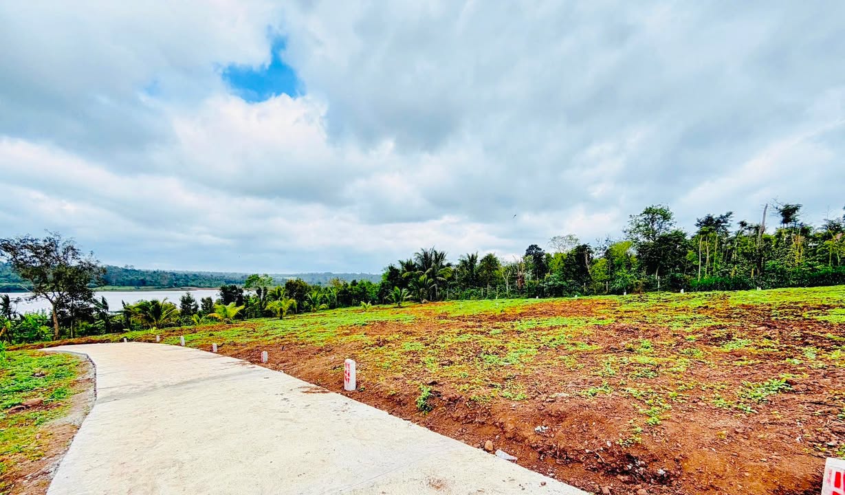 Đất nền 150m² tại Ea Drông - Buôn Hồ - Đăk Lăk giá chỉ 240 triệu - Sổ đỏ chính chủ