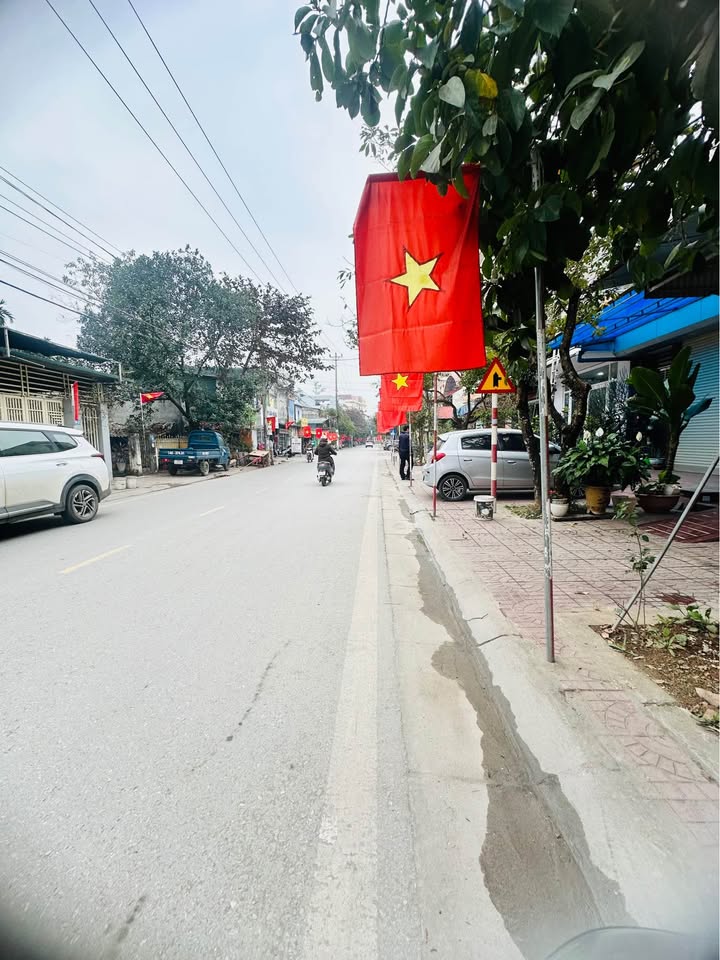 Bán nhà Phường Minh Khai, Thành phố Hà Giang 112.5m² giá 6 tỷ - Kinh doanh tốt ngay mặt đường