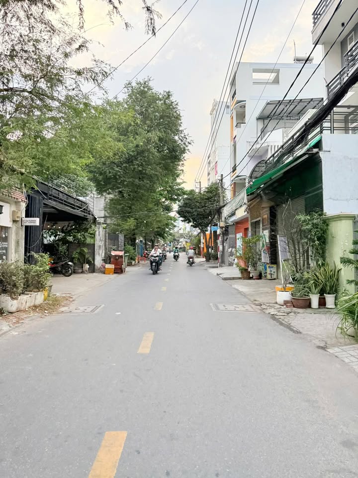 Nhà mặt tiền đường 27, Phường 6, Gò Vấp, diện tích 111m², giá 11.5 tỷ - Đầu tư sinh lời!