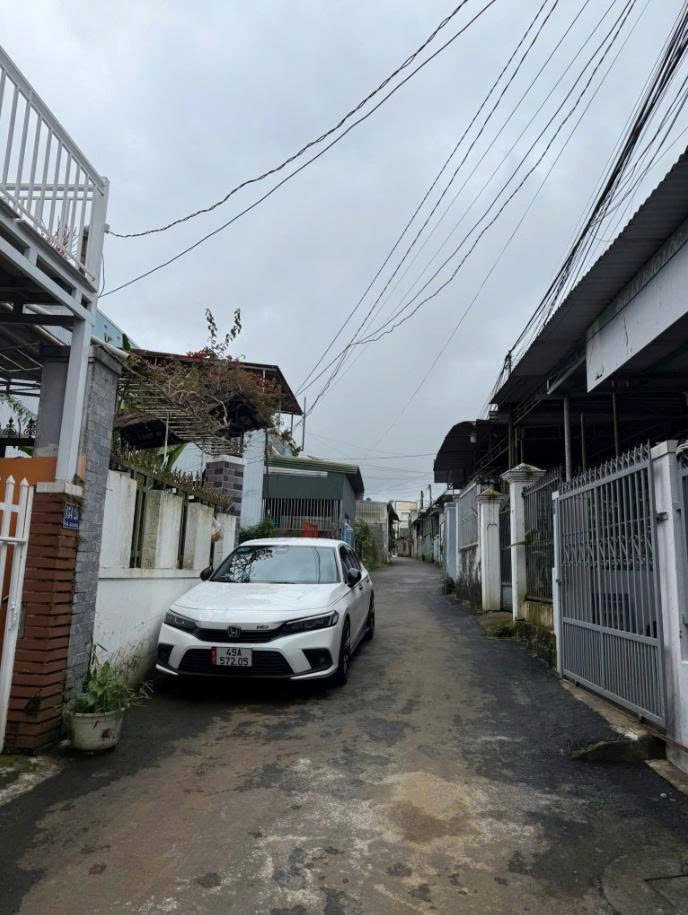 Nhà hẻm 154 Hà Giang, Bảo Lộc, 85m² giá 2.45 tỷ - Gần chợ và trường học!