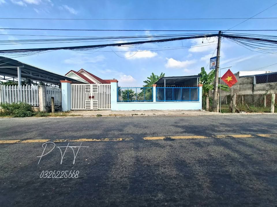 Đất mặt tiền đường tỉnh 879, TP Mỹ Tho 307m² giá chỉ 3.3 tỷ - Vị trí đẹp, kinh doanh thuận lợi!