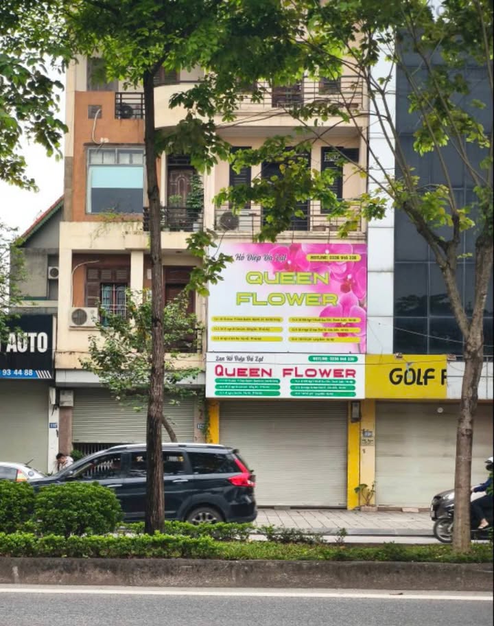 Nhà Thạch Bàn 42m² 6 Tầng Thang Máy - Gần AEON, Cầu Vĩnh Tuy, Chỉ 11 Tỷ!