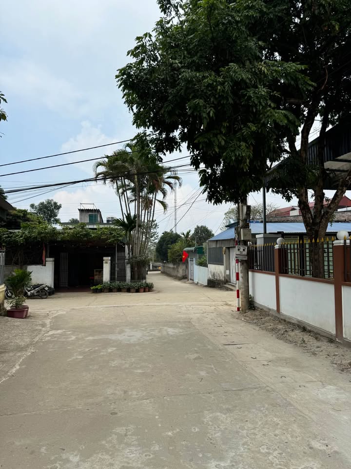 Đất nền tại tổ 1 P Dân Chủ - Hòa Bình 106m² giá 1.25 tỷ - Đường rộng ô tô tránh nhau!