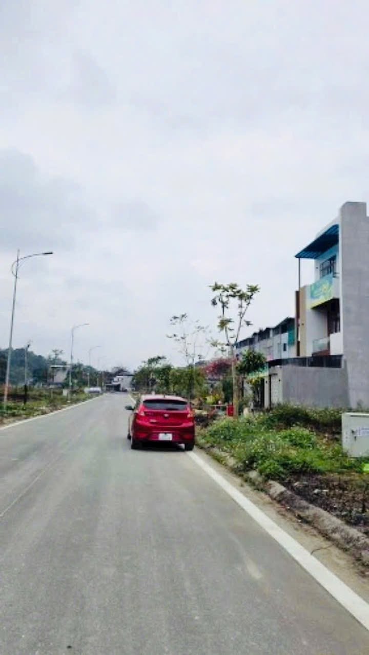 Đất nền đường T15, phường Cam Đường, 130m² giá chỉ 2.326 tỷ - Sổ đỏ chính chủ!