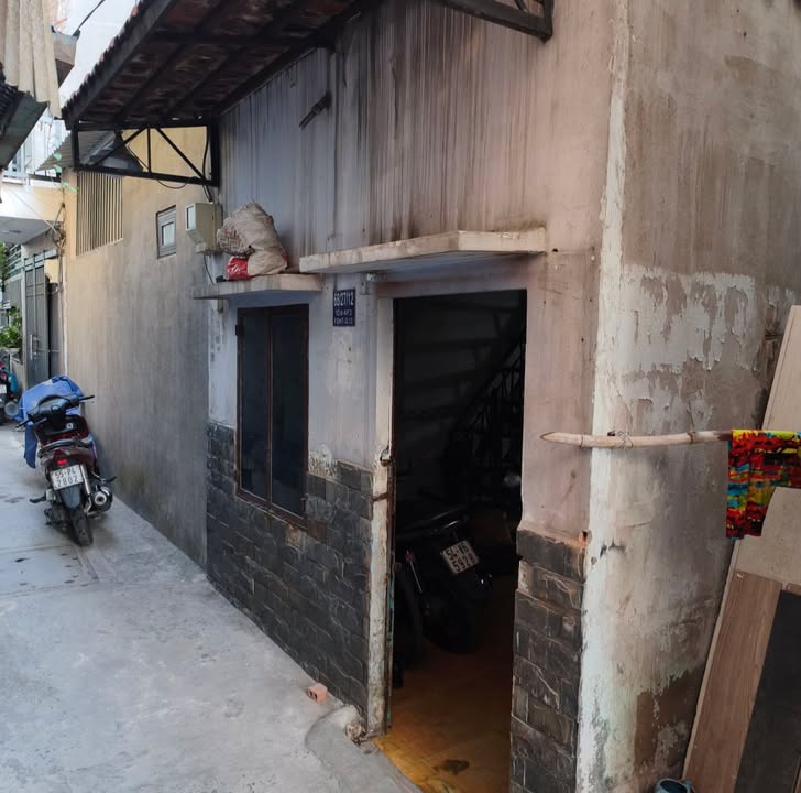 Nhà riêng Quận 12 23m² giá 1.85 tỷ - Không thể bỏ lỡ!