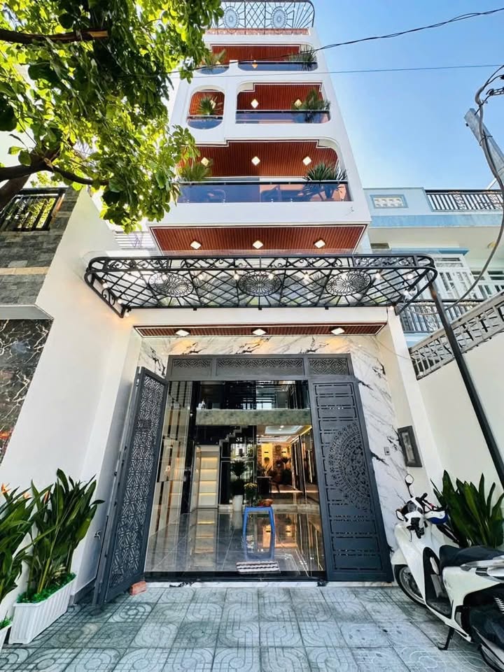 Nhà phố mặt tiền Thạnh Lộc, Q12 - 85m² giá 9.999 tỷ - Kinh doanh đa ngành sẵn thang máy!