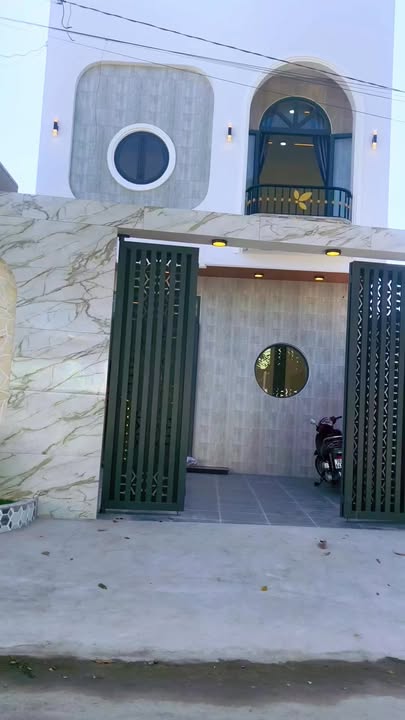 Nhà mặt tiền đường Trịnh Phong, Tây Ninh 90m² giá 1.99 tỷ - Sẵn sàng vào ở ngay!