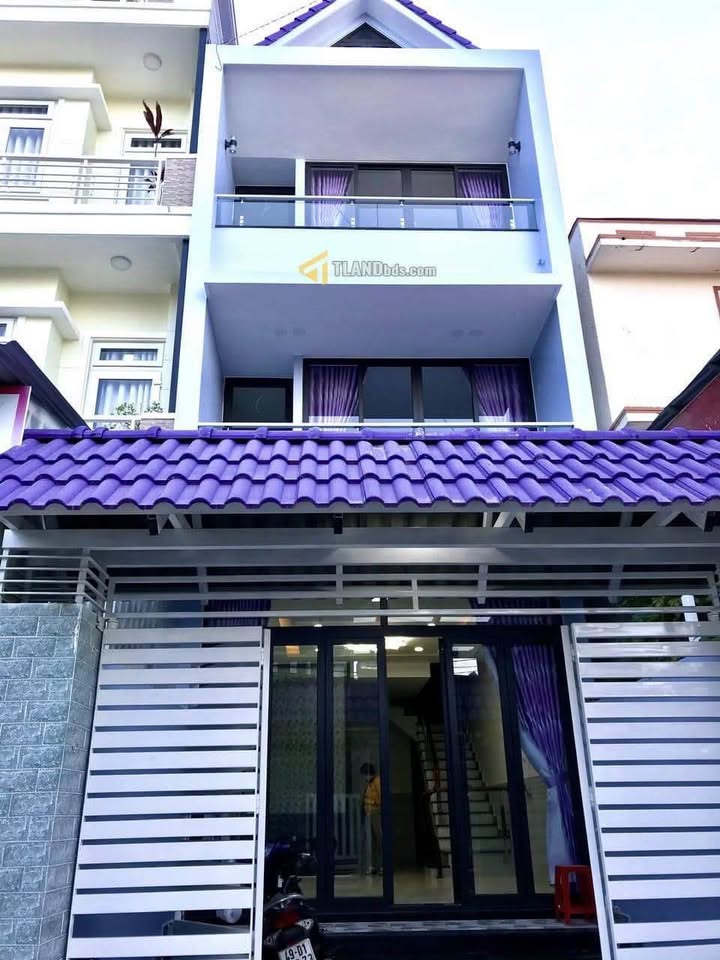 Nhà phố Đà Lạt 80m² giá 9 tỷ - Kinh doanh sinh lời ngay!