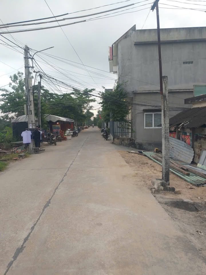 Đất nền chính chủ gần chợ Góc, Nhơn Bình 200m² giá 2.2 tỷ - Cơ hội đầu tư tuyệt vời!