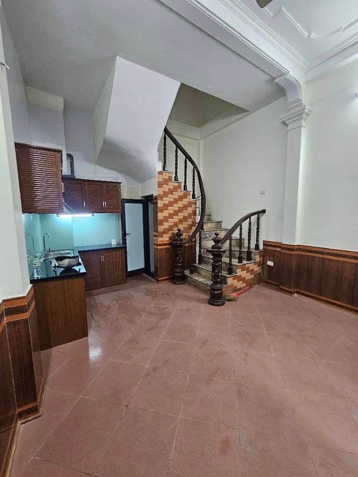 Nhà riêng Minh Khai 23m² giá 5.5 tỷ - Khung cột bê tông chắc chắn!