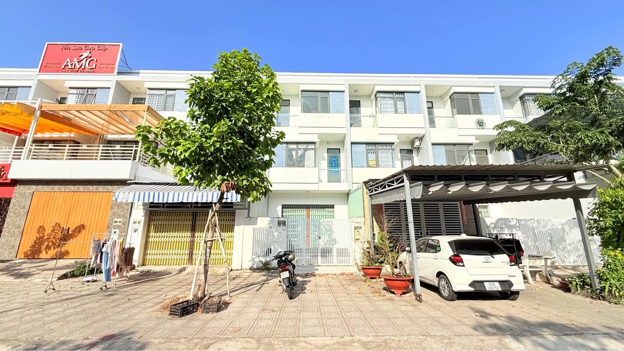 Nhà phố Khu Đô Thị Tây Bắc Rạch Giá 110m² giá 4 tỷ - Chính chủ bán gấp!