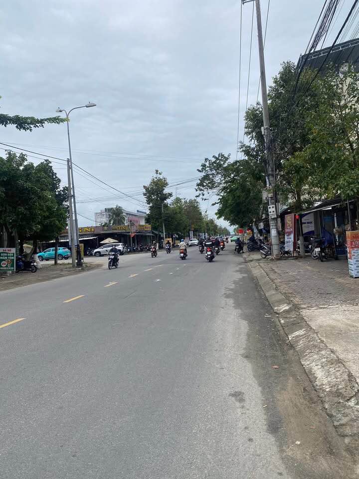 FrontHouse Phan Đình Phùng, Quảng Ngãi 100m² giá chỉ từ 4,7 tỷ - Đầu tư sinh lời ngay!