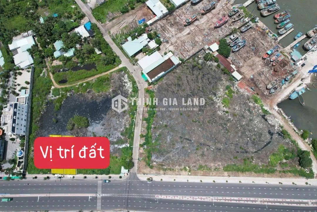 Đất Vũng Tàu Mặt Tiền Biển 989m² - Sổ Đỏ Thổ Cư, Xây Dựng Ngay!