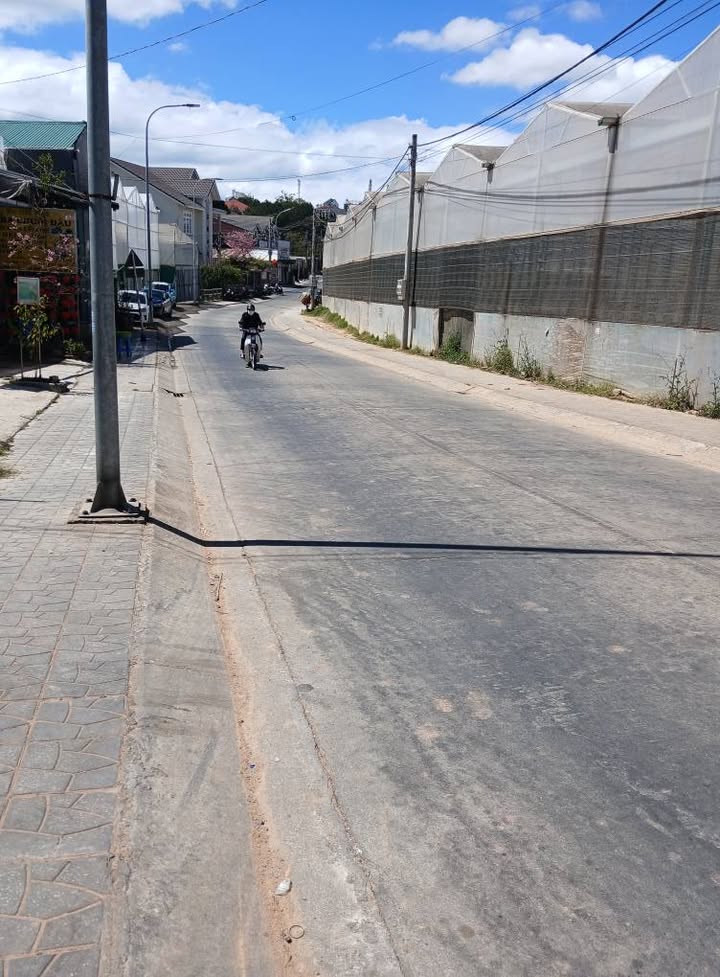 Đất mặt tiền đường Võ Trường Toản, Đà Lạt 140m² giá 2.6 tỷ - Cơ hội đầu tư hấp dẫn!