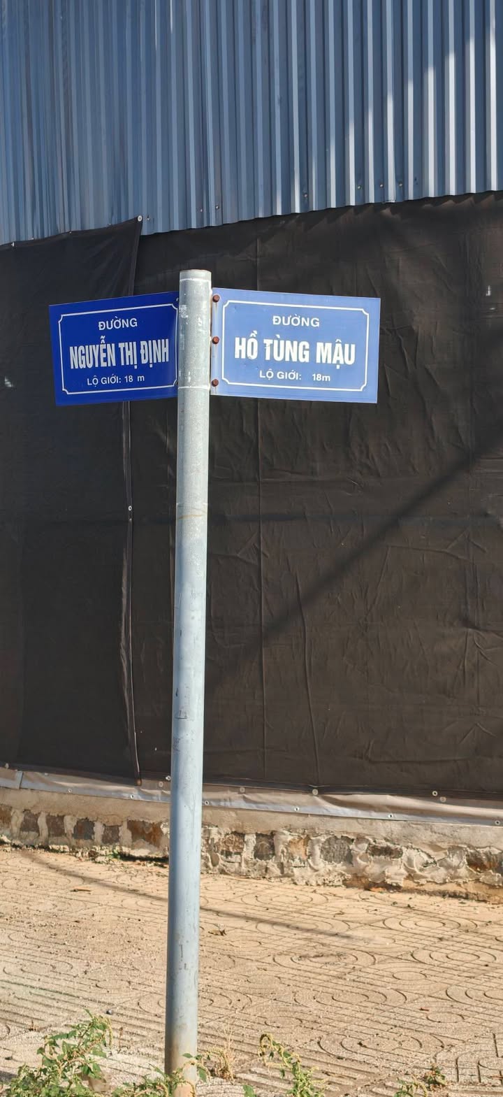 Đất mặt tiền kinh doanh 110m² tại Đức Trọng, Lâm Đồng - Giá chỉ 3.85 tỷ!