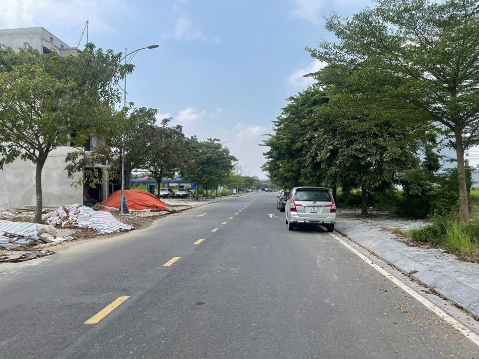 Đất nền KDT Vinaconex 3 Phổ Yên 100m² giá 2 tỷ - Vị trí đắc địa cho đầu tư!